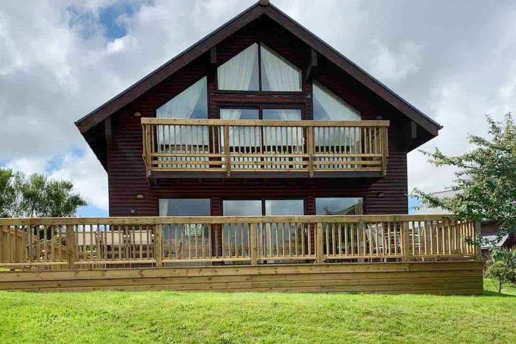 Retallack Resort 4 Bedroom Lodge - Hot Tub For Hire On Request -Pool & Spa Padstow Eksteriør billede