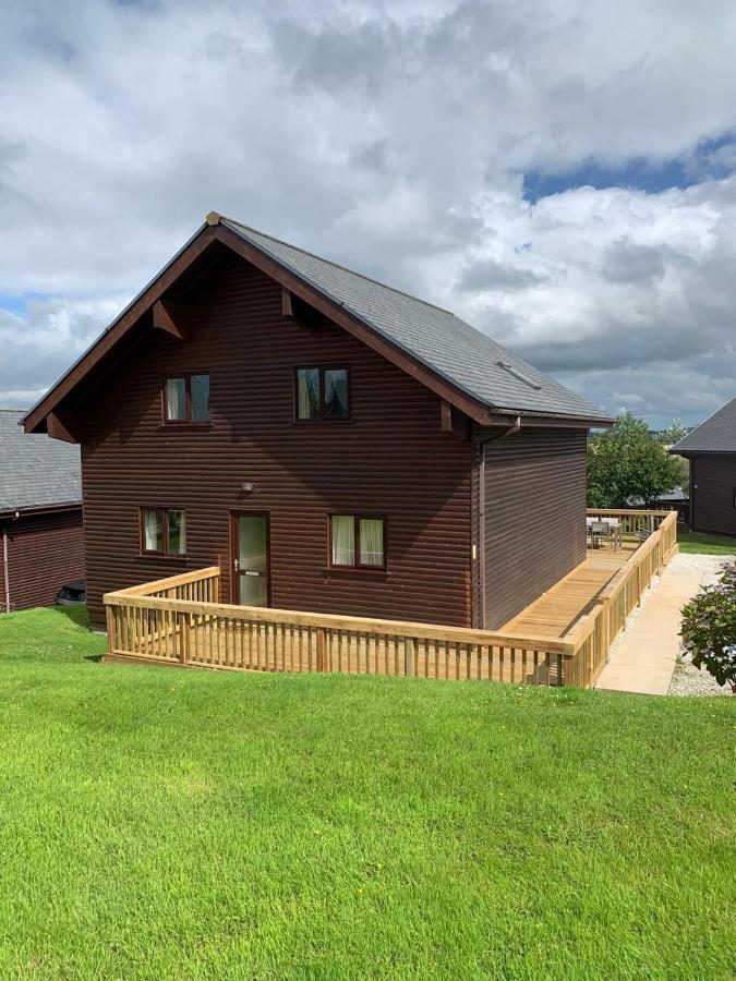 Retallack Resort 4 Bedroom Lodge - Hot Tub For Hire On Request -Pool & Spa Padstow Eksteriør billede