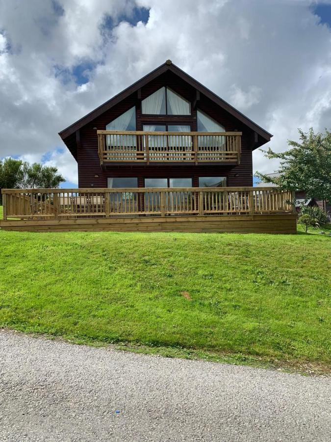 Retallack Resort 4 Bedroom Lodge - Hot Tub For Hire On Request -Pool & Spa Padstow Eksteriør billede