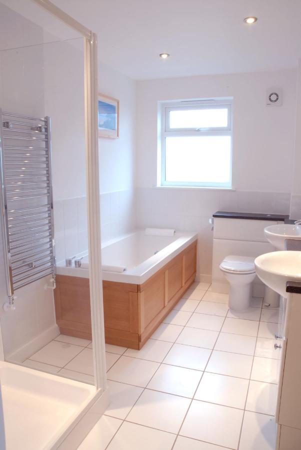 Retallack Resort 4 Bedroom Lodge - Hot Tub For Hire On Request -Pool & Spa Padstow Eksteriør billede